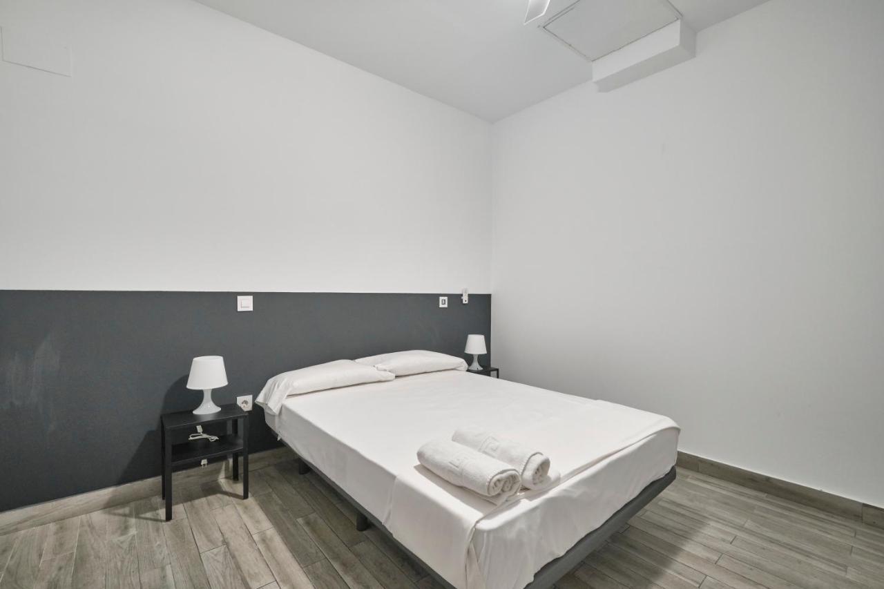 Nunez De Arce Habitaciones Madryt Zewnętrze zdjęcie