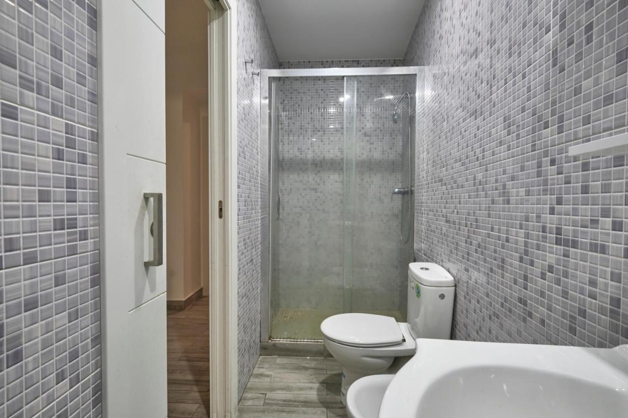 Nunez De Arce Habitaciones Madryt Zewnętrze zdjęcie